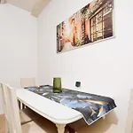 Lovely Authentic & Cozy Atmosphere Appartamento