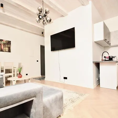 Lovely Authentic & Cozy Atmosphere Apartmán *